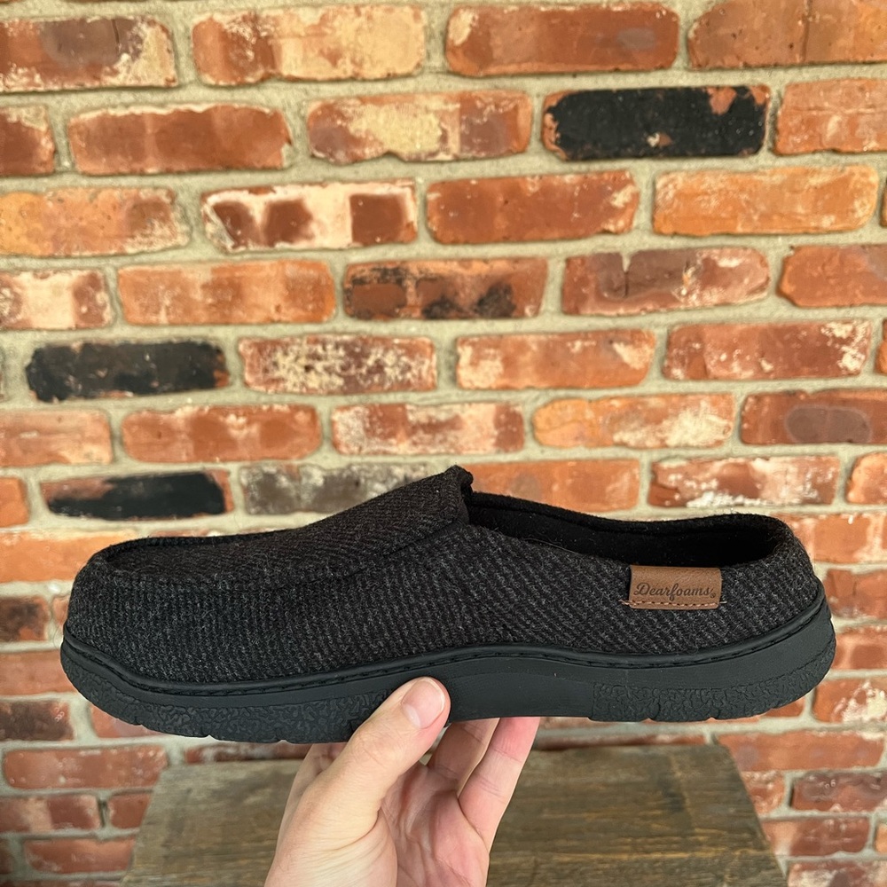Men’s Slippers - Picture 6 of 11